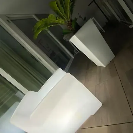 Palm 80 Mt Dal Mare E Comodo Per Venezia Daire *