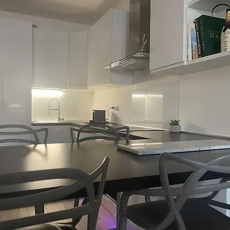Daire Palm 80 Mt Dal Mare E Comodo Per Venezia Lido di Jesolo