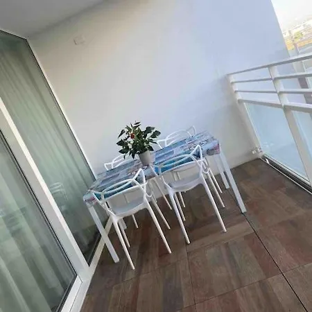 Daire Palm 80 Mt Dal Mare E Comodo Per Venezia Lido di Jesolo